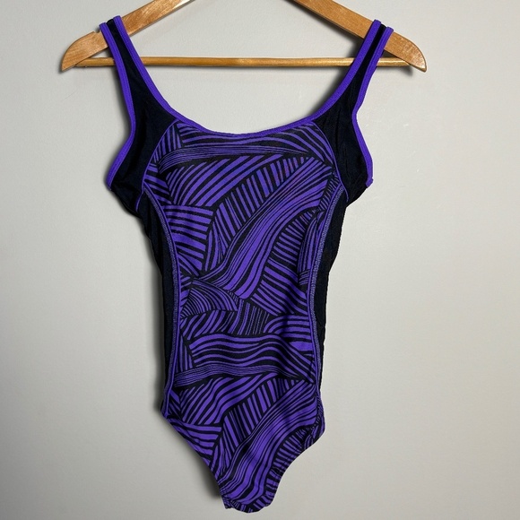 ROOTS Women's One Piece‎ Swimsuit Purple/Black Size 6 Bathing Suit Padded Cups - Picture 1 of 14